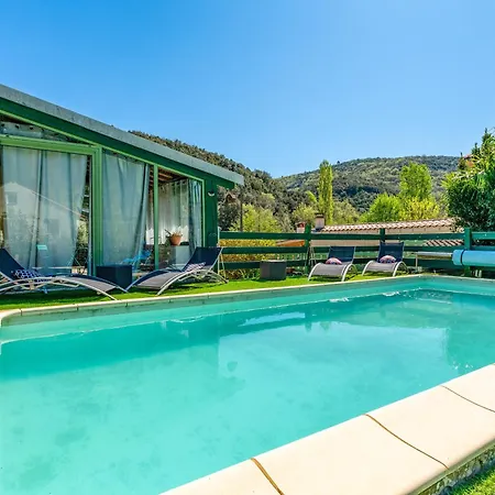 D'hote Bleue Bed & Breakfast 3*