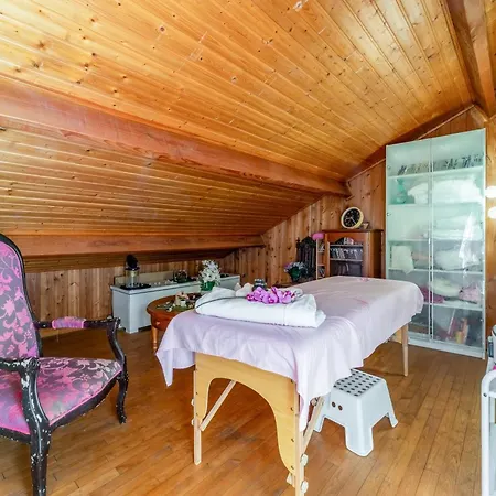 D'hote Bleue Bed & Breakfast 3*
