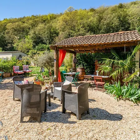 D'hote Bleue Bed & Breakfast